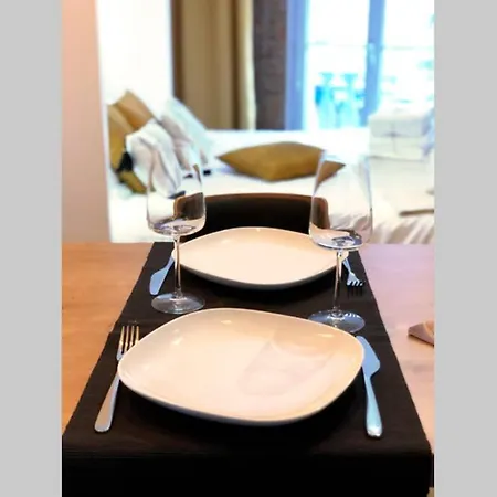 Apartment Le Floral - Hypercentre Capitole # Parking Prive # Queen Size *