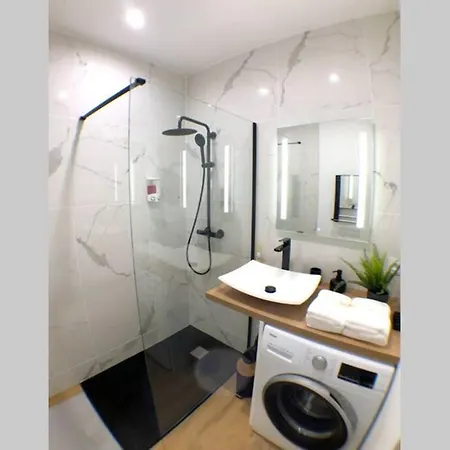 Le Floral - Hypercentre Capitole # Parking Prive # Queen Size Apartment *